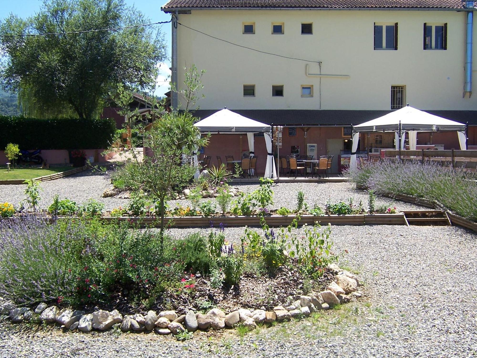 Hotel La Tour Du Loup La Bastide-de-Sérou Exterior foto